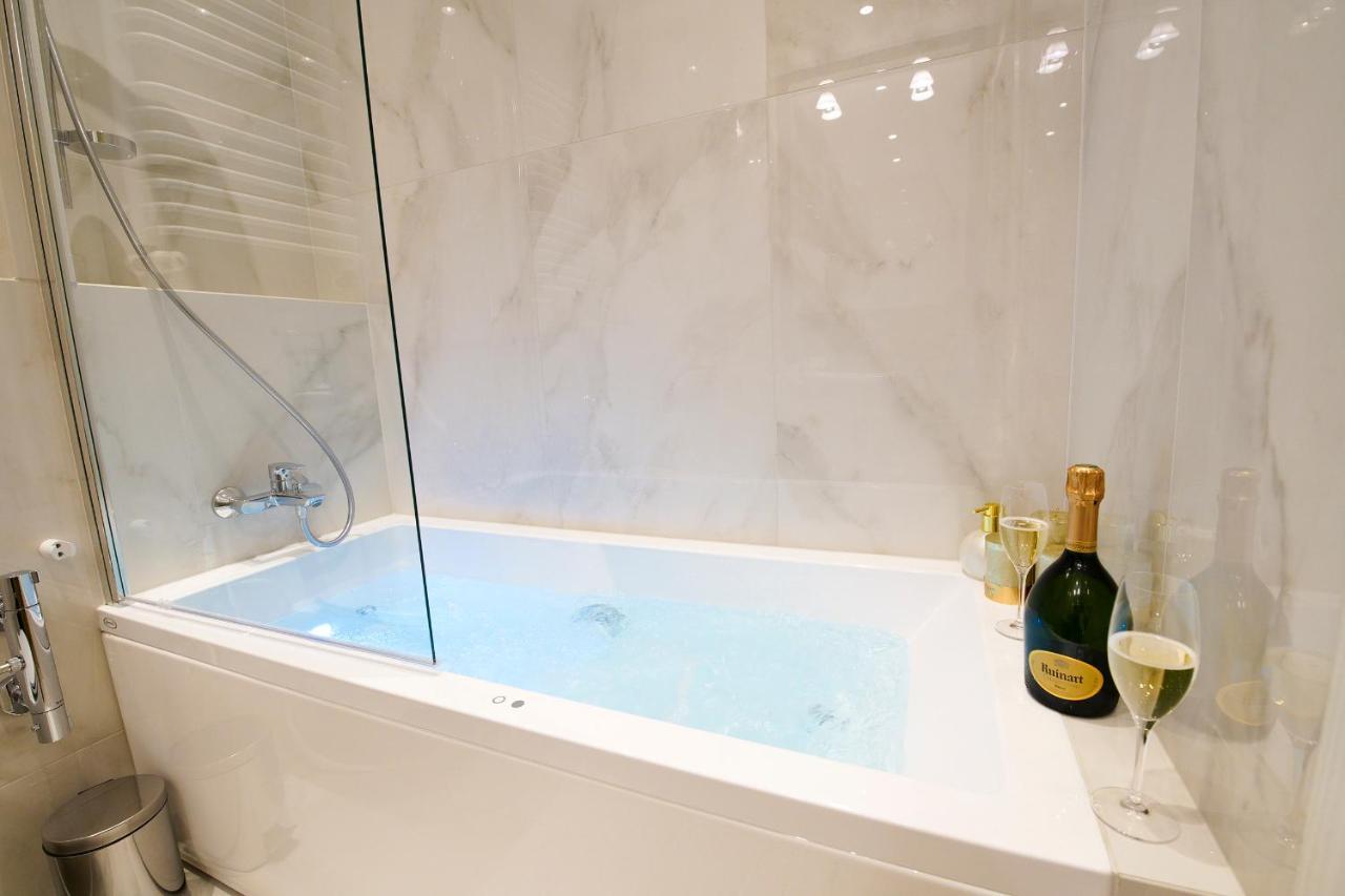 Jacuzzi Spa Prestige Краков Экстерьер фото