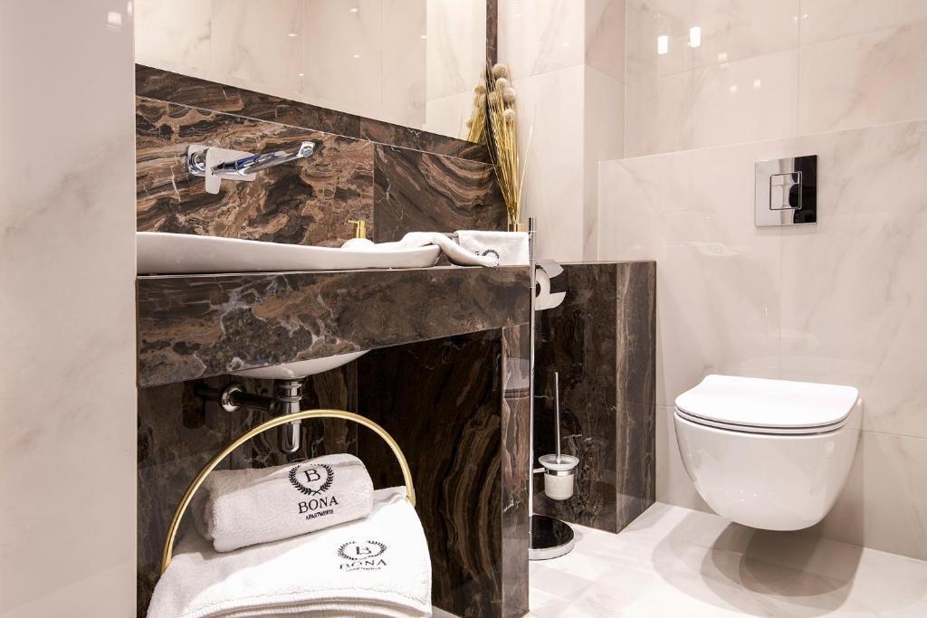 Jacuzzi Spa Prestige Краков Экстерьер фото