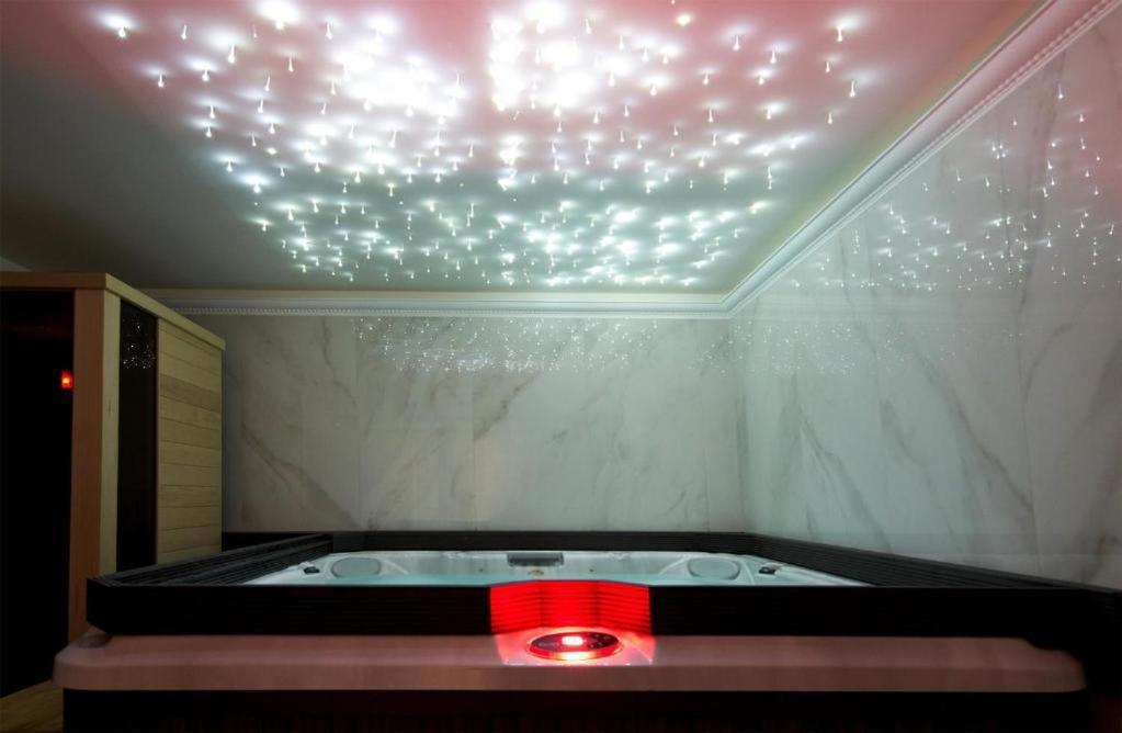 Jacuzzi Spa Prestige Краков Экстерьер фото