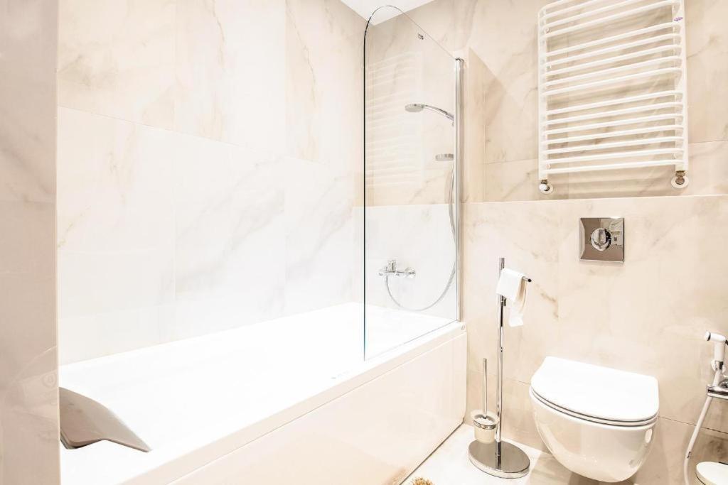 Jacuzzi Spa Prestige Краков Экстерьер фото